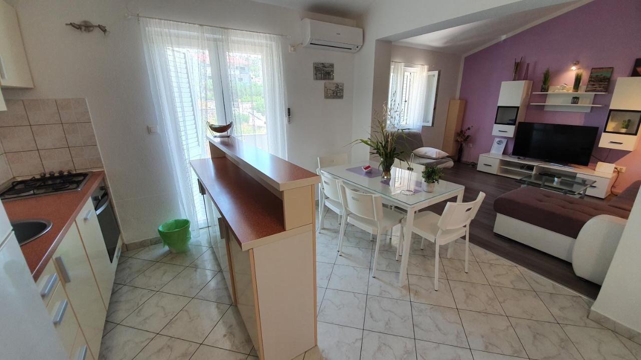 Apartments Miki Pag Town Zewnętrze zdjęcie